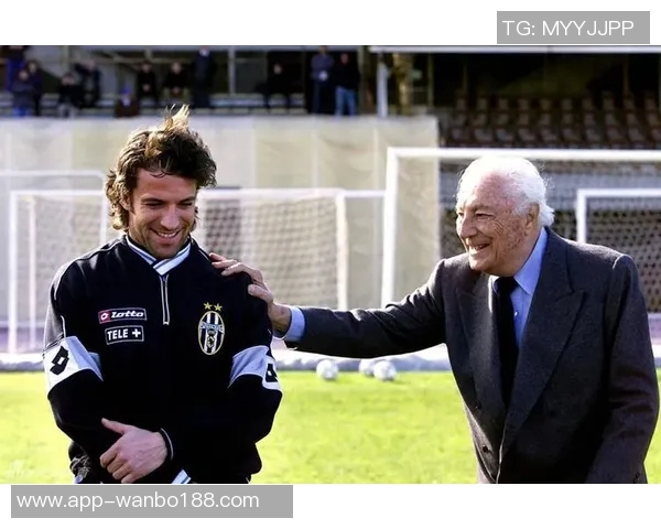 尤文博物馆盛大举办皮耶罗艺术展览展出雕塑画作及特别版球衣